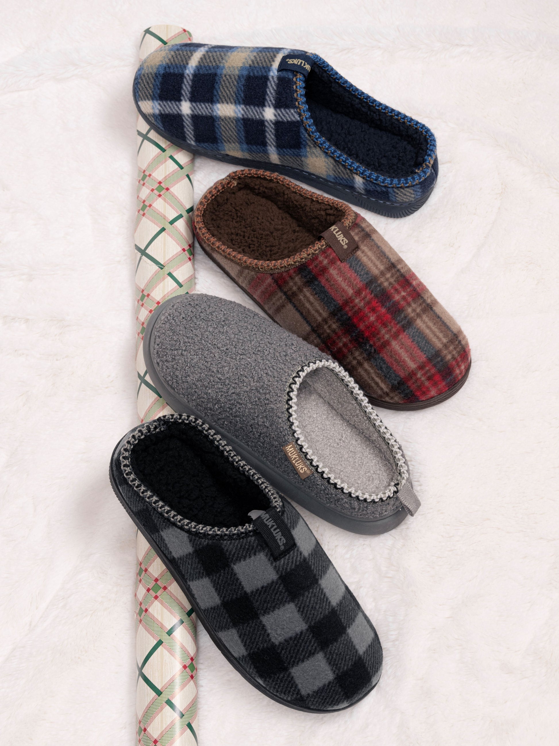 MUK LUKS Men'S Plaid Fleece Comfort Clog Slipper
